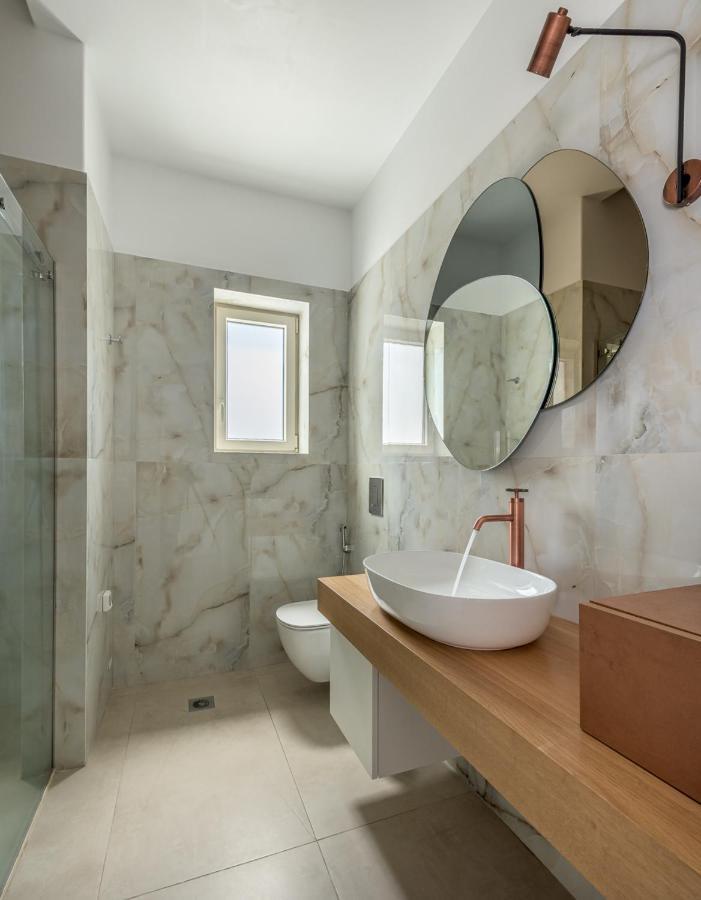Milos Zen Suites Adamantas  Bagian luar foto