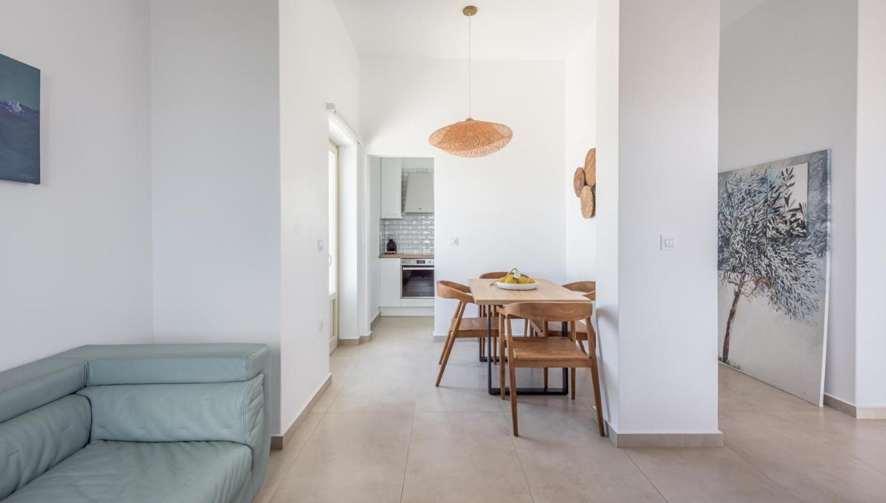 Milos Zen Suites Adamantas  Bagian luar foto
