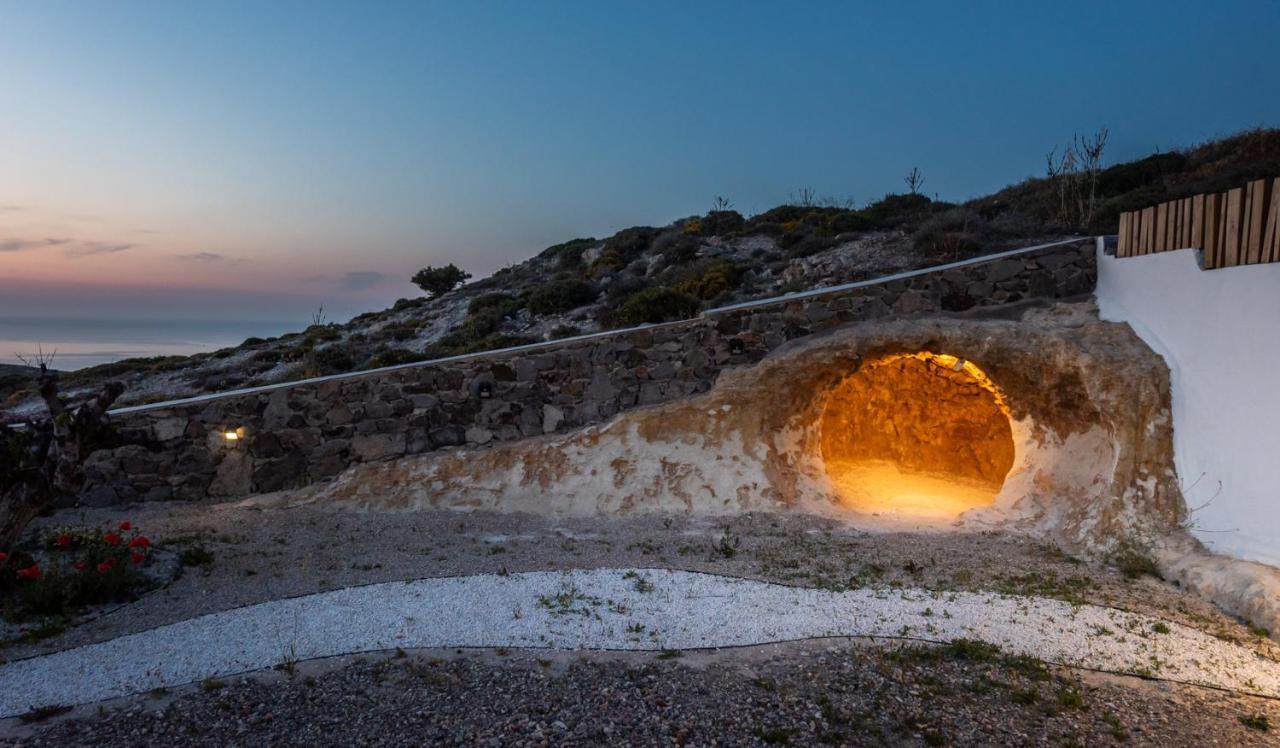 Milos Zen Suites Adamantas  Bagian luar foto